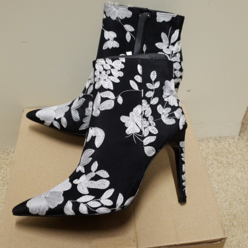 Black and White Embroidered Booties by Zara